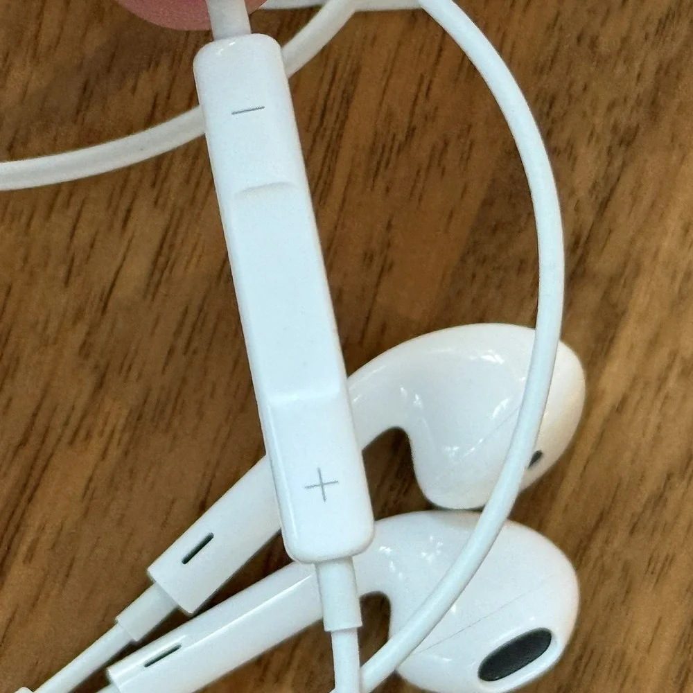OEM Apple iPhone Wired‎ Earpods Earphones Earbuds Lightning Authentic Original